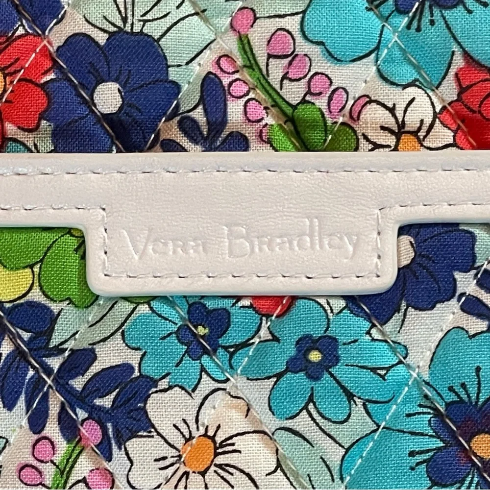 Vera Bradley Far Out Floral Large Vera Shoulder Bag Tote NWT New - Picture 3 of 12